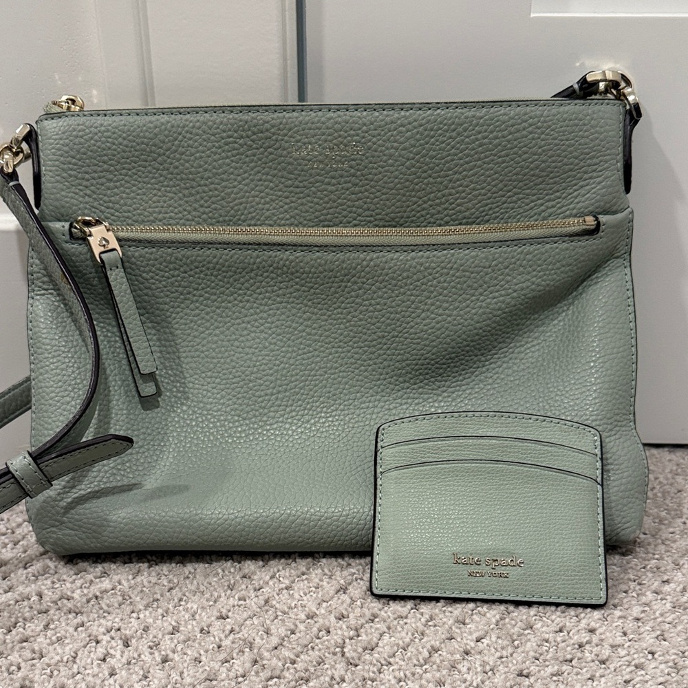 Kate spade Polly medium crossbody with card holder